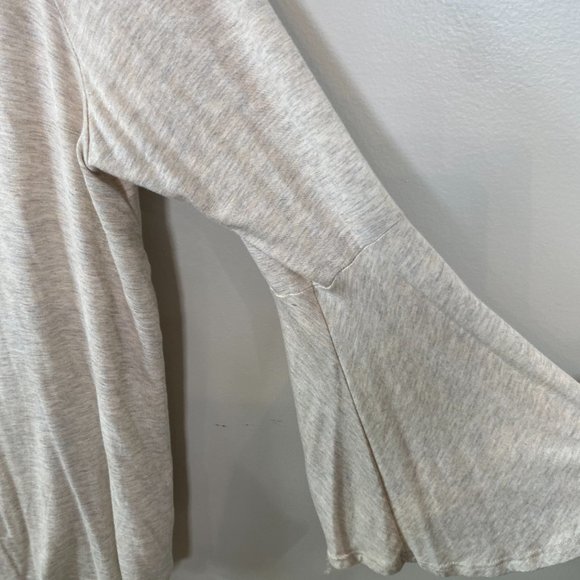 NWOT Kye Mi Boho Tassel Top - Picture 5 of 6